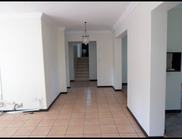 3 BEDROOM FREEHOLD RENTED IN PRESTONDALE